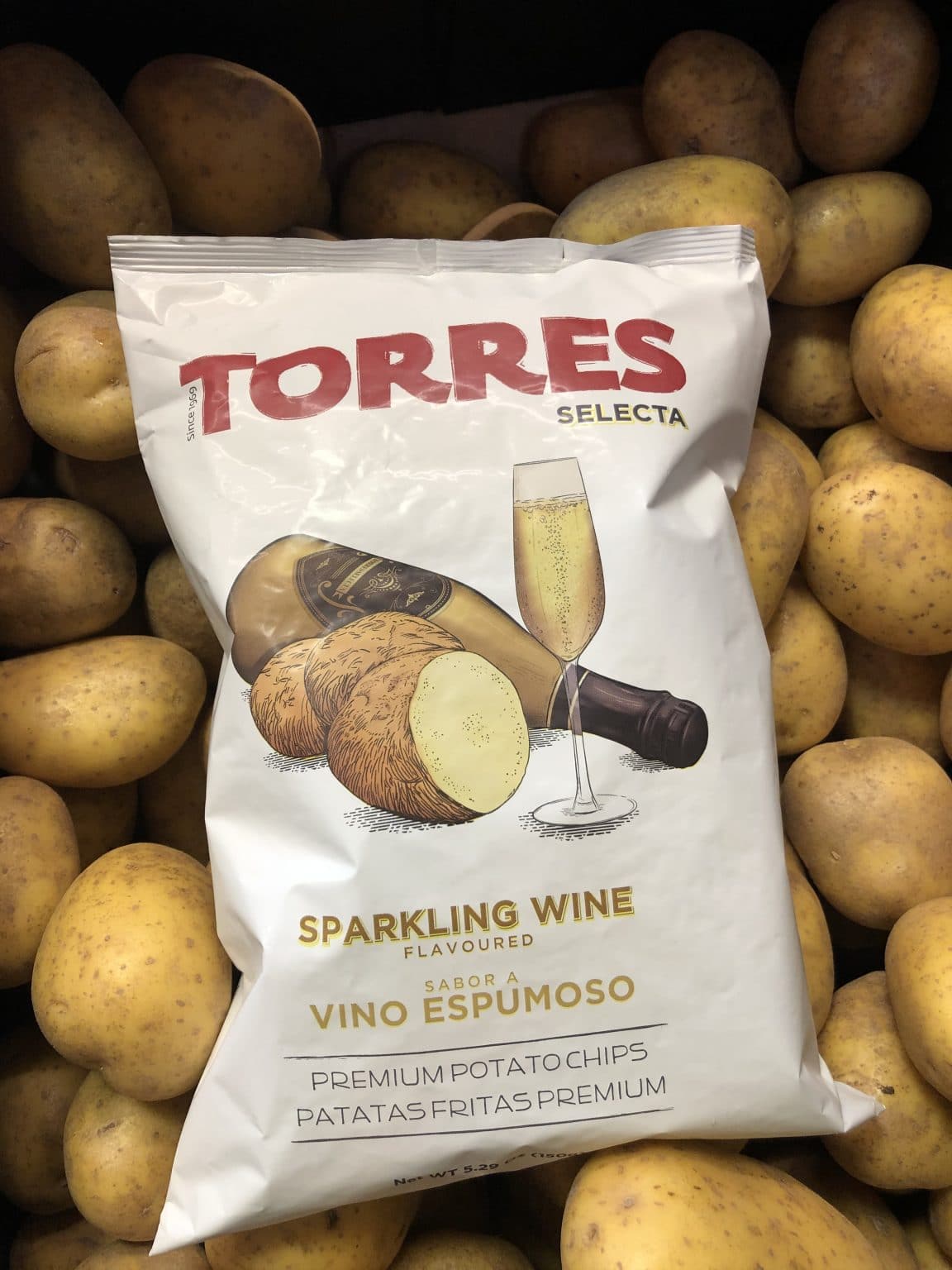 Torres Selecta. Sparkling Wine Chips. Cheese On Wheels